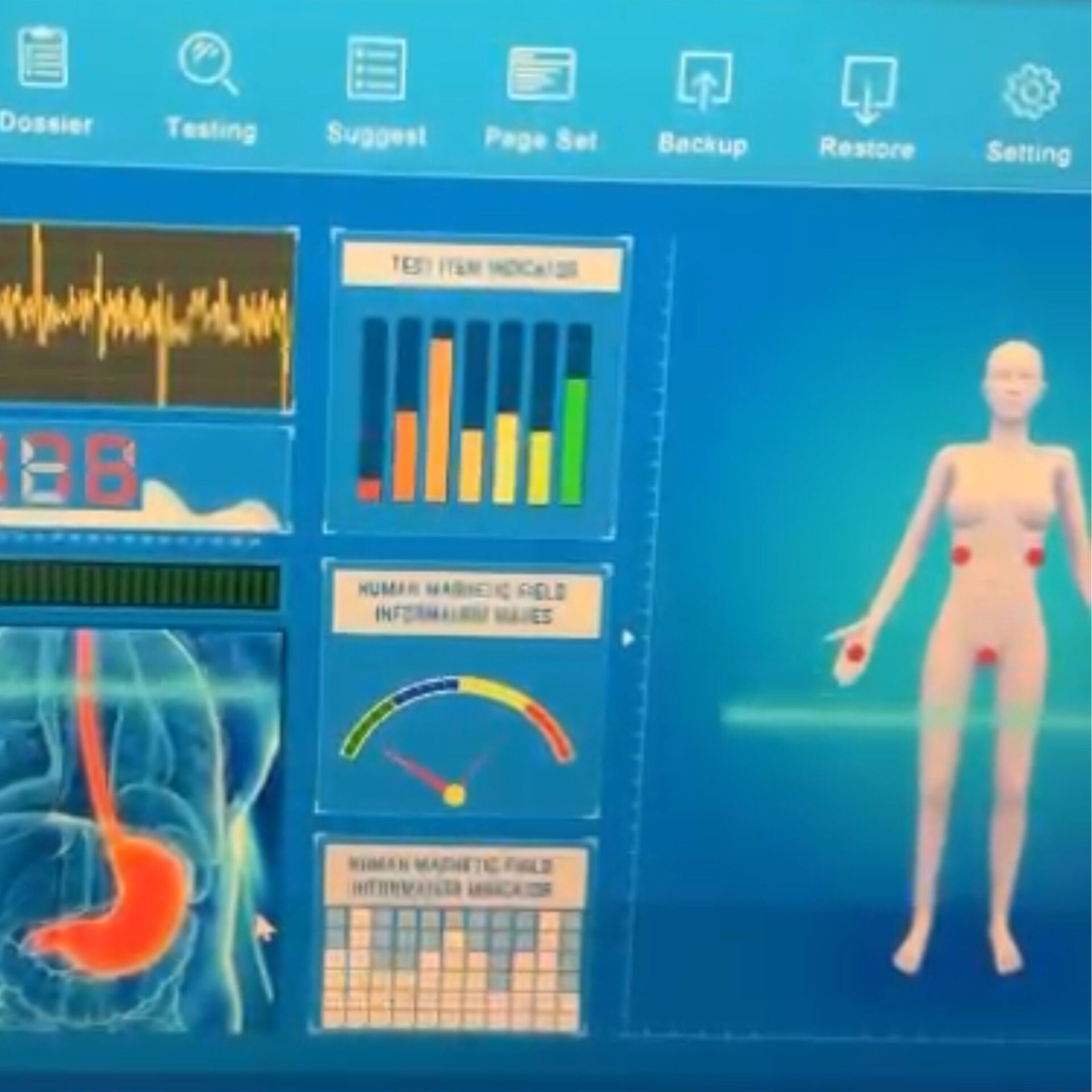 A women showing data on laptop